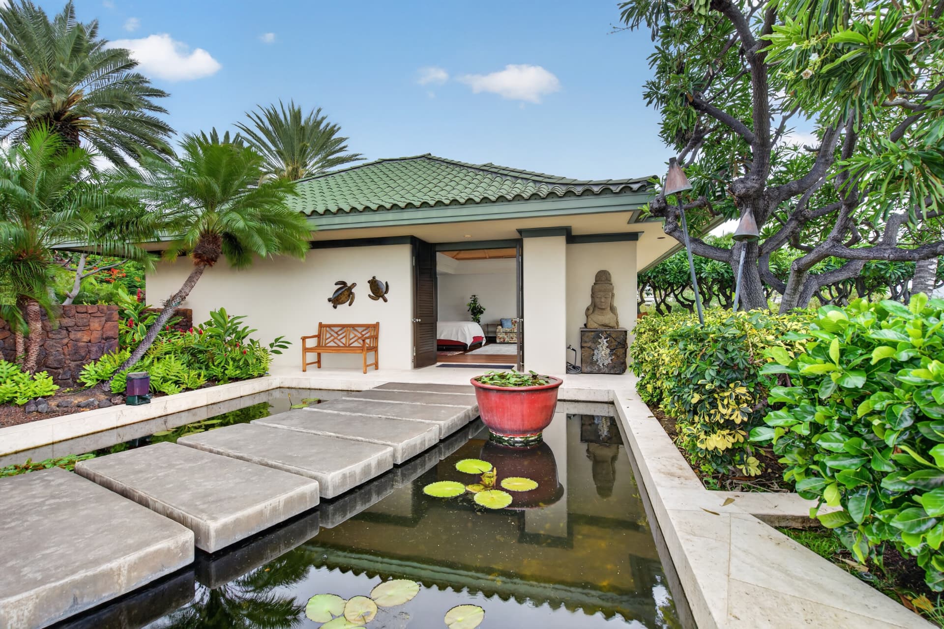 SIGNATURE real estate media package